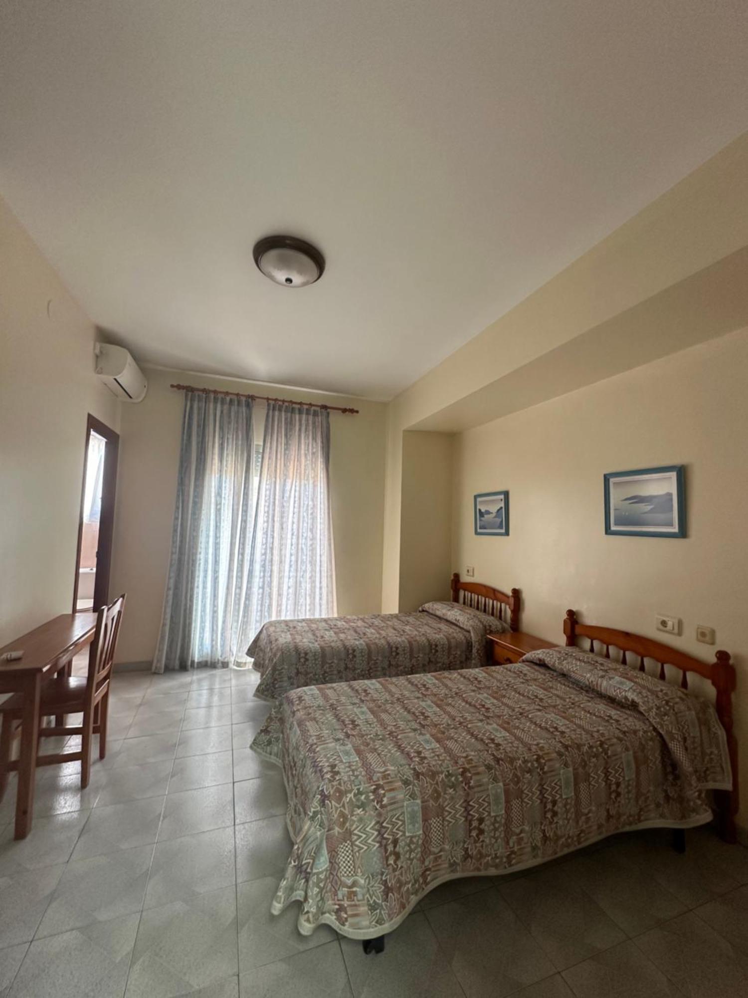 Hotel Miramar Торребланка Номер фото